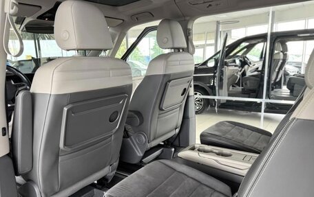 Volkswagen Multivan, 2023 год, 5 250 000 рублей, 33 фотография