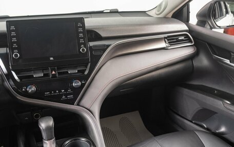 Toyota Camry, 2021 год, 3 399 000 рублей, 13 фотография