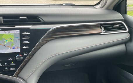 Toyota Camry, 2018 год, 2 850 000 рублей, 30 фотография