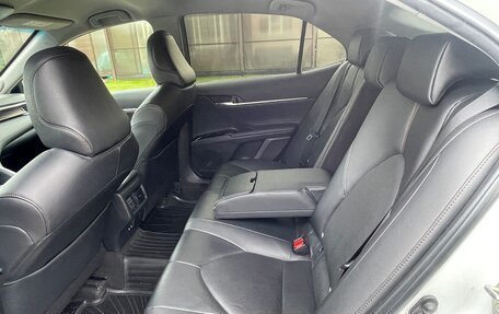 Toyota Camry, 2018 год, 2 850 000 рублей, 40 фотография