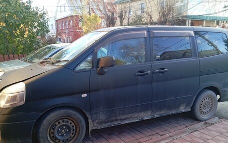 Nissan Serena II, 2001 год, 330 000 рублей, 3 фотография