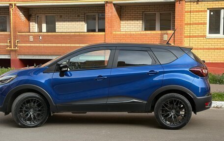 Renault Kaptur I рестайлинг, 2020 год, 2 000 000 рублей, 2 фотография