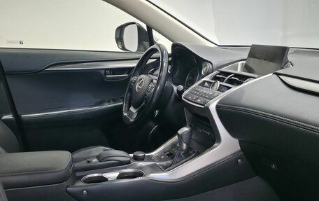 Lexus NX I, 2015 год, 2 829 000 рублей, 16 фотография