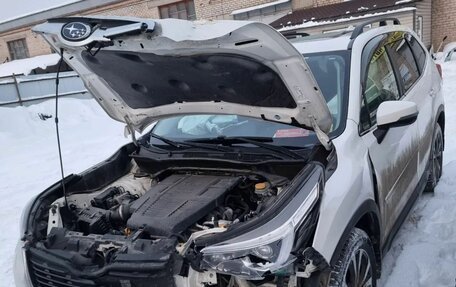 Subaru Forester, 2019 год, 1 900 000 рублей, 2 фотография