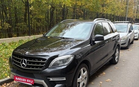 Mercedes-Benz M-Класс, 2013 год, 2 450 000 рублей, 3 фотография