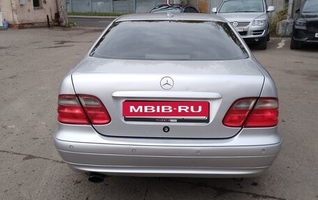 Mercedes-Benz CLK-Класс, 2000 год, 750 000 рублей, 5 фотография