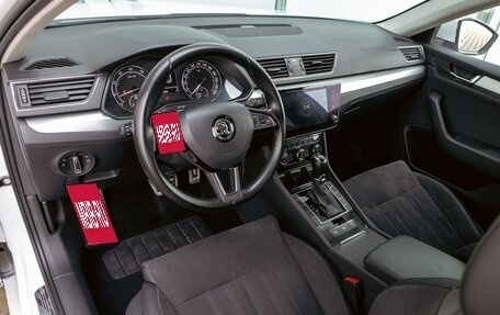 Skoda Superb III рестайлинг, 2019 год, 1 825 000 рублей, 13 фотография