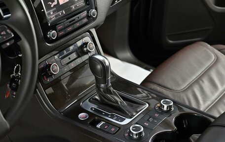 Volkswagen Touareg III, 2014 год, 2 245 000 рублей, 11 фотография