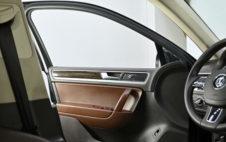 Volkswagen Touareg III, 2014 год, 2 245 000 рублей, 13 фотография