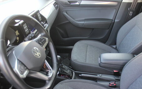 Volkswagen Polo VI (EU Market), 2021 год, 1 675 000 рублей, 6 фотография