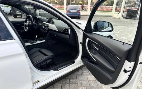 BMW 3 серия, 2018 год, 2 850 000 рублей, 13 фотография