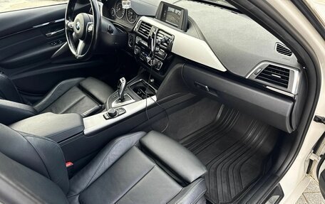 BMW 3 серия, 2018 год, 2 850 000 рублей, 16 фотография