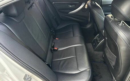 BMW 3 серия, 2018 год, 2 850 000 рублей, 19 фотография
