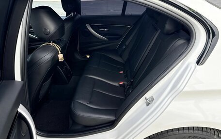 BMW 3 серия, 2018 год, 2 850 000 рублей, 22 фотография