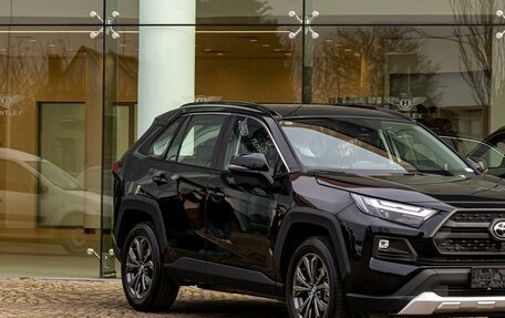 Toyota RAV4, 2022 год, 2 995 000 рублей, 7 фотография