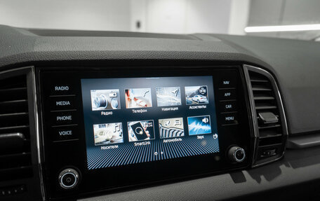 Skoda Karoq I, 2021 год, 2 770 000 рублей, 20 фотография