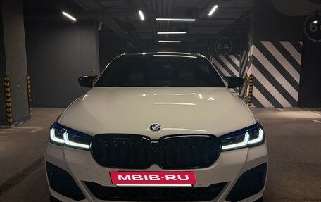 BMW 5 серия, 2020 год, 5 400 000 рублей, 2 фотография