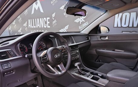 KIA Optima IV, 2019 год, 1 629 000 рублей, 10 фотография