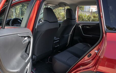Toyota RAV4, 2021 год, 3 250 000 рублей, 14 фотография