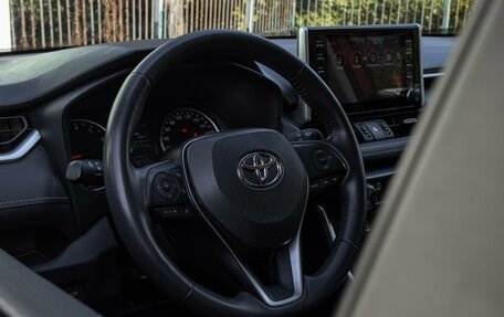Toyota RAV4, 2021 год, 3 250 000 рублей, 15 фотография