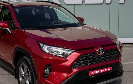 Toyota RAV4, 2021 год, 3 250 000 рублей, 6 фотография