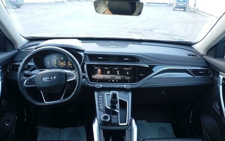 Geely Atlas, 2023 год, 1 749 000 рублей, 5 фотография