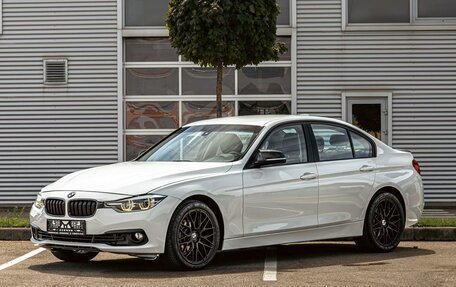 BMW 3 серия, 2017 год, 1 975 000 рублей, 1 фотография
