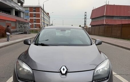 Renault Megane III, 2013 год, 490 000 рублей, 2 фотография