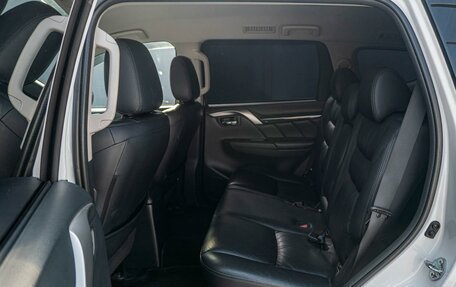 Mitsubishi Pajero Sport III рестайлинг, 2018 год, 2 849 000 рублей, 7 фотография