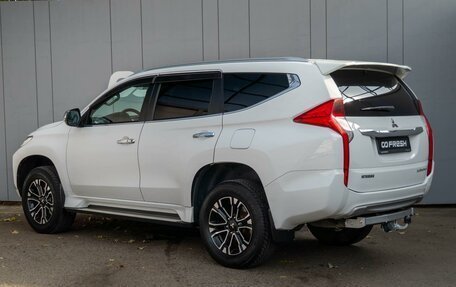 Mitsubishi Pajero Sport III рестайлинг, 2018 год, 2 849 000 рублей, 2 фотография