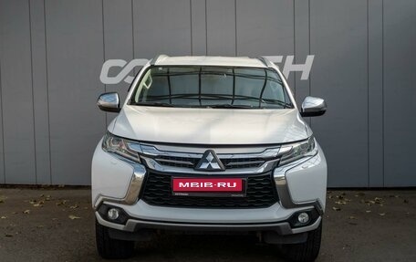 Mitsubishi Pajero Sport III рестайлинг, 2018 год, 2 849 000 рублей, 3 фотография