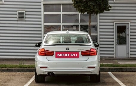 BMW 3 серия, 2017 год, 1 975 000 рублей, 5 фотография