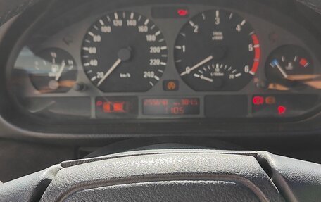 BMW 3 серия, 1999 год, 480 000 рублей, 14 фотография