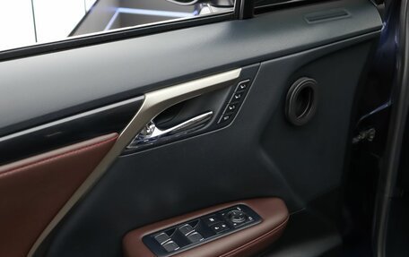 Lexus RX IV рестайлинг, 2019 год, 4 350 000 рублей, 17 фотография