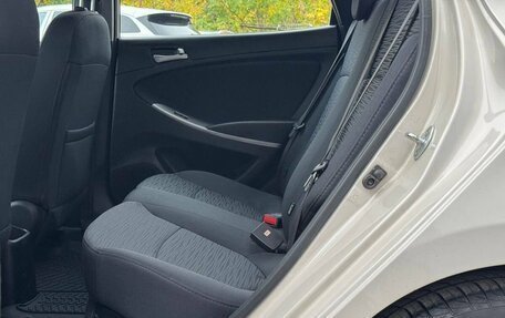 Hyundai Solaris II рестайлинг, 2015 год, 929 000 рублей, 10 фотография