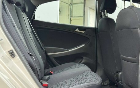 Hyundai Solaris II рестайлинг, 2015 год, 929 000 рублей, 11 фотография