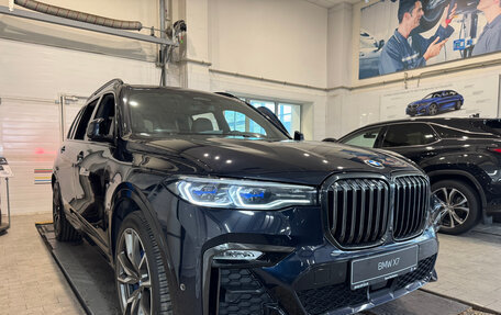 BMW X7, 2021 год, 9 000 000 рублей, 1 фотография