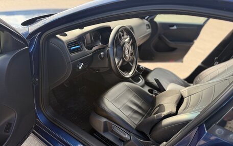 Volkswagen Jetta VI, 2014 год, 850 000 рублей, 6 фотография