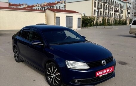 Volkswagen Jetta VI, 2014 год, 850 000 рублей, 14 фотография