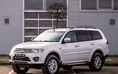 Mitsubishi Pajero Sport II рестайлинг, 2015 год, 1 565 000 рублей, 1 фотография