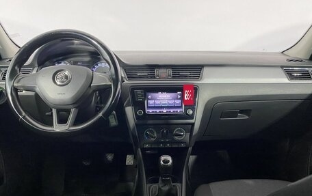 Skoda Rapid I, 2019 год, 1 300 000 рублей, 15 фотография