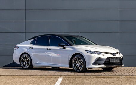 Toyota Camry, 2021 год, 2 495 000 рублей, 3 фотография