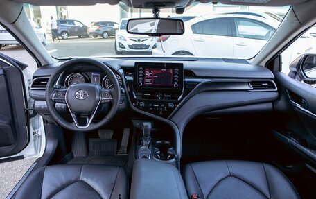 Toyota Camry, 2021 год, 2 495 000 рублей, 17 фотография
