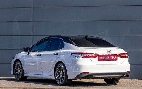 Toyota Camry, 2021 год, 2 495 000 рублей, 9 фотография