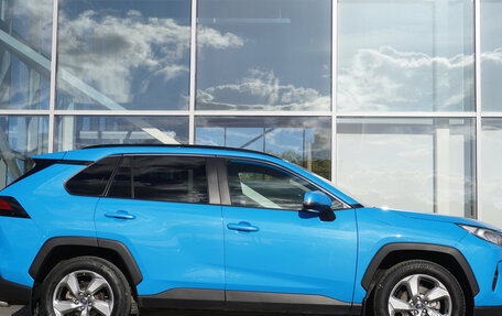 Toyota RAV4, 2020 год, 3 366 000 рублей, 4 фотография