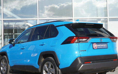Toyota RAV4, 2020 год, 3 366 000 рублей, 7 фотография