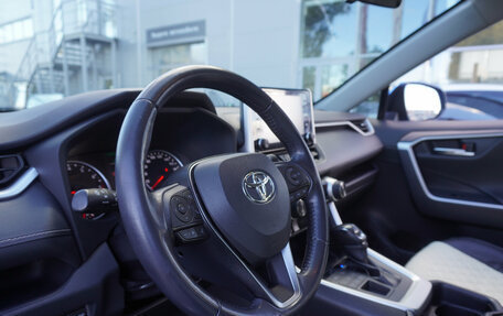 Toyota RAV4, 2020 год, 3 366 000 рублей, 11 фотография
