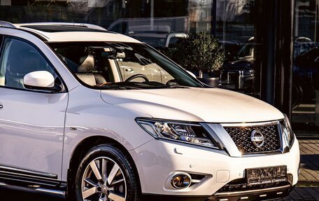 Nissan Pathfinder, 2016 год, 1 595 000 рублей, 8 фотография