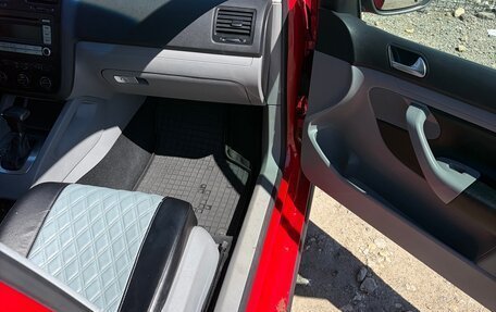 Volkswagen Golf V, 2006 год, 550 000 рублей, 21 фотография