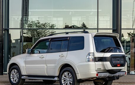 Mitsubishi Pajero IV, 2015 год, 2 125 000 рублей, 4 фотография